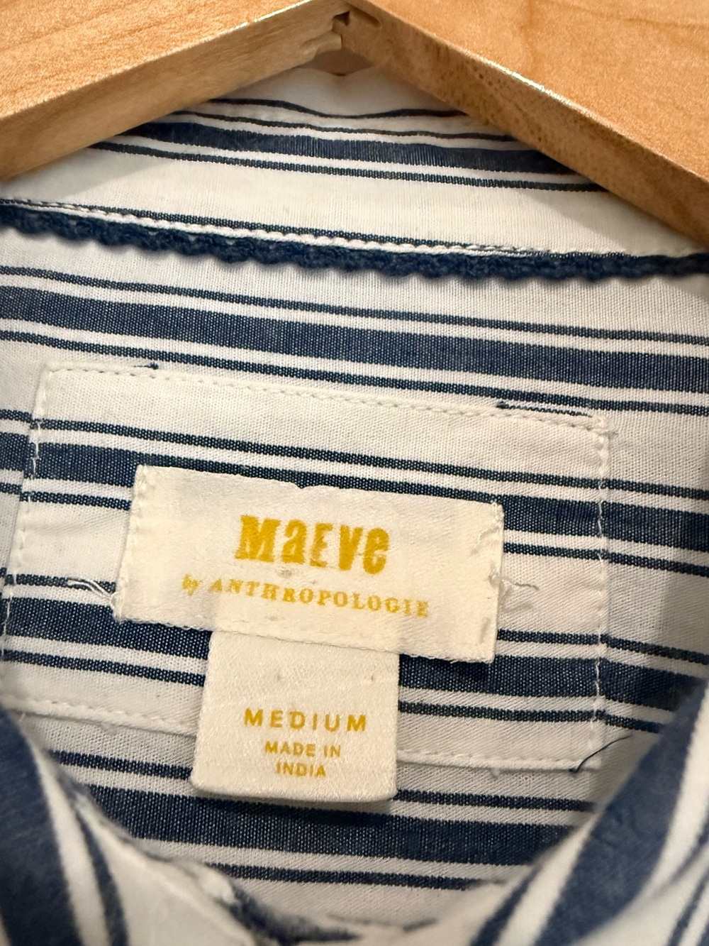 Anthropologie Maeve White and Navy Stripe Button-Down Shirt 100%Cotton Women’s M - Picture 3 of 5
